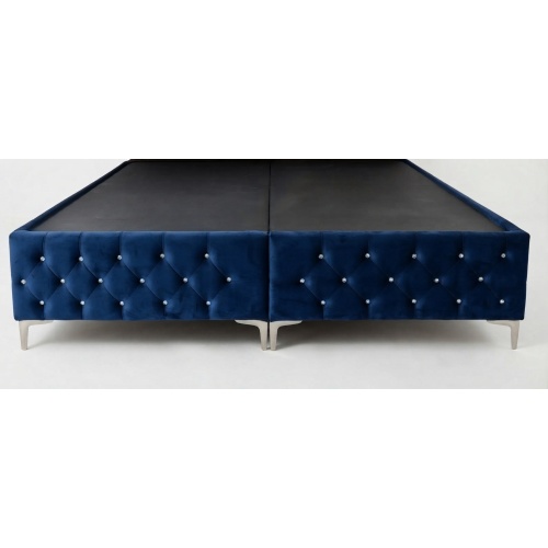 cama_de_madera_tapizada_capitonada_en_terciopelo_color_azul_tamano_king_size_100_madera_de_pino
